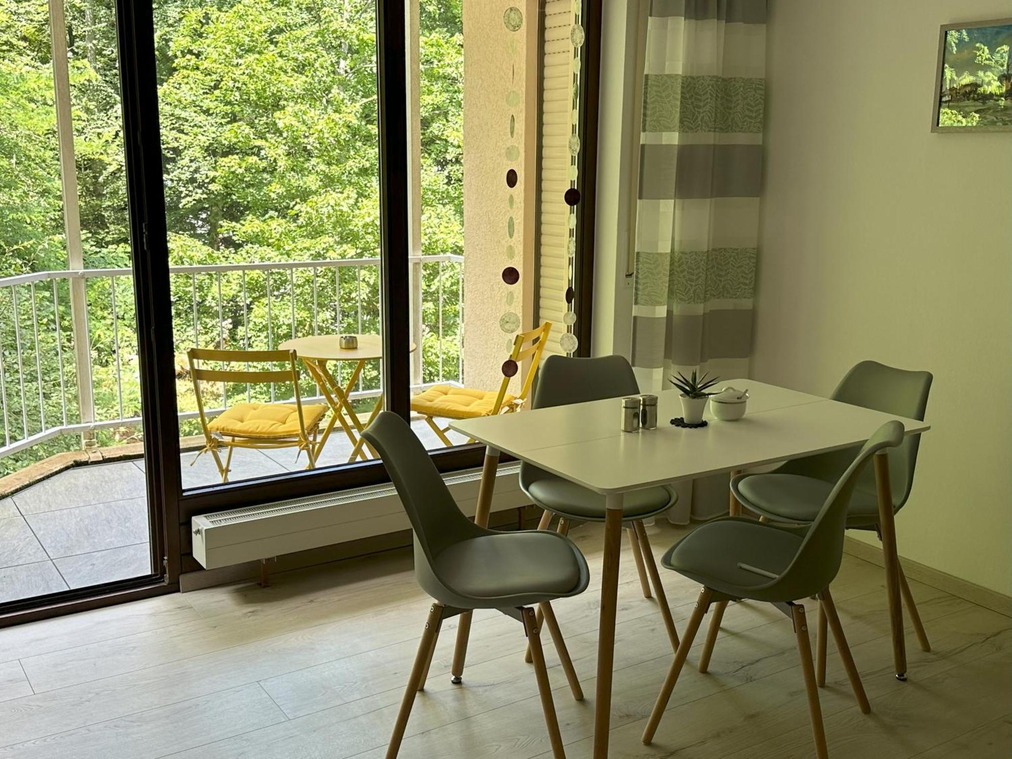 Ferienwohnung Buehler-Kurparkresidenz Bad Bergzabern Εξωτερικό φωτογραφία