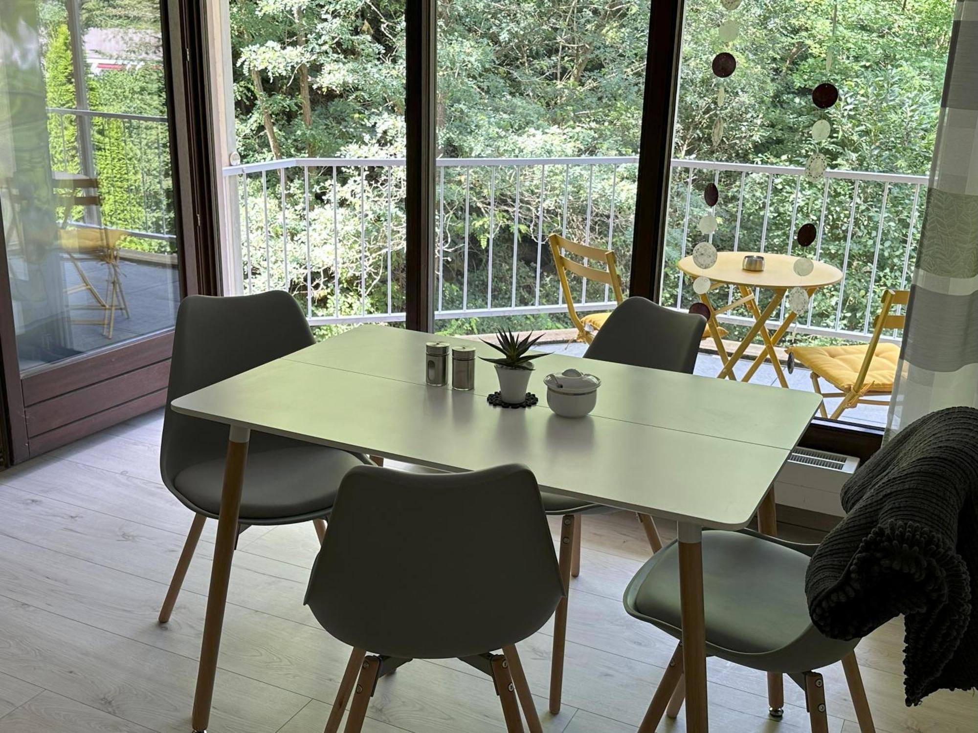 Ferienwohnung Buehler-Kurparkresidenz Bad Bergzabern Εξωτερικό φωτογραφία